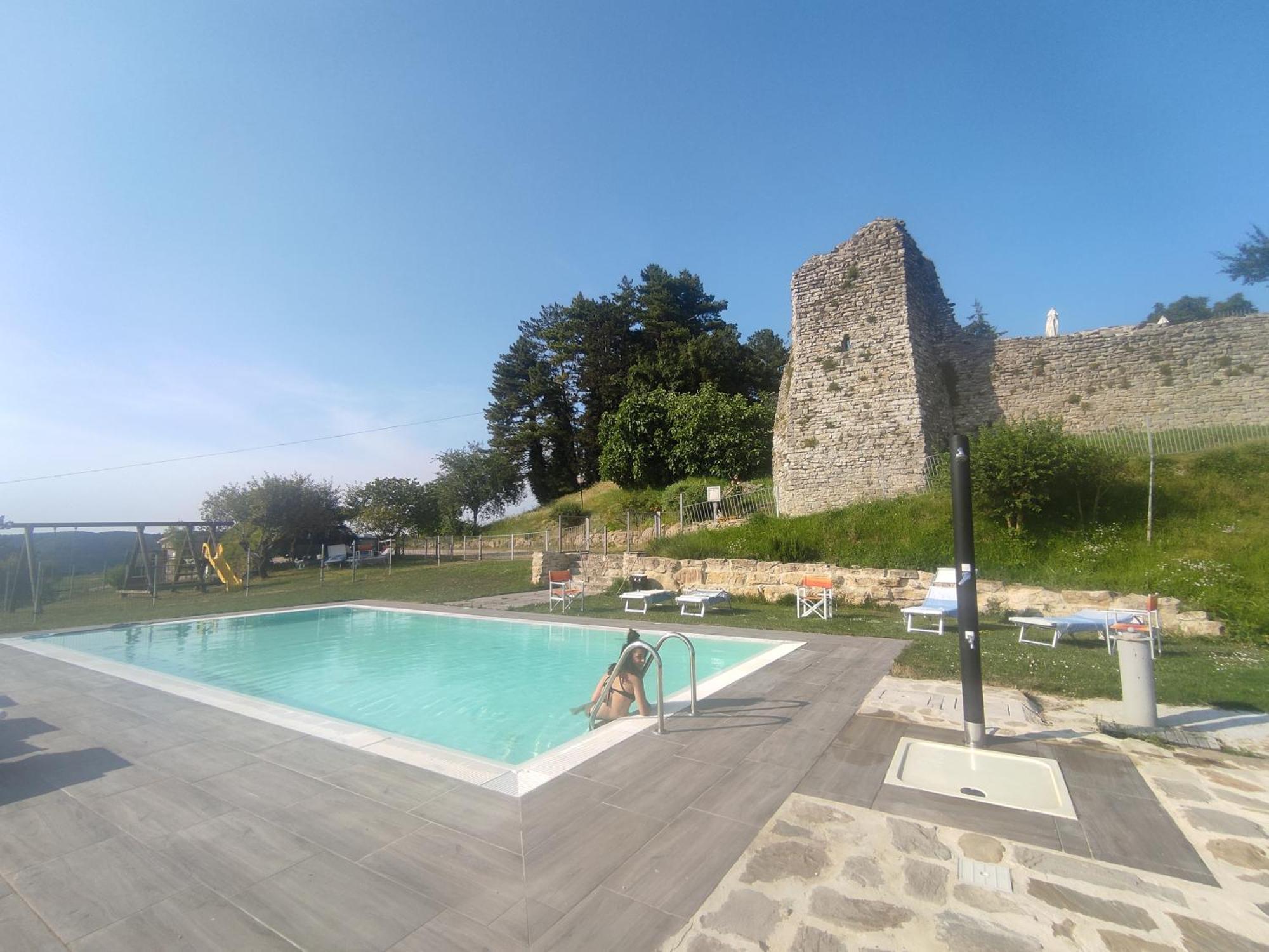 Agriturismo Borgo San Benedetto Villa Pietralunga  Exterior photo