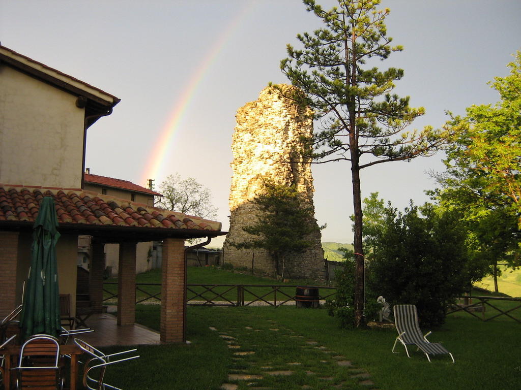 Agriturismo Borgo San Benedetto Villa Pietralunga  Exterior photo